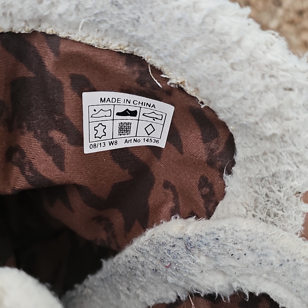 Crocs Tan Shearling-Lined Booties - image 5